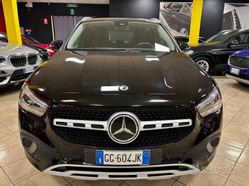 MERCEDES-BENZ GLA 200 d Automatic Sport UNIPRO -
