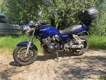 Suzuki GSX 750 - 2002