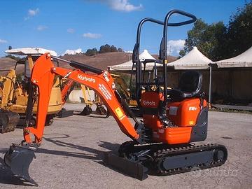 Miniescavatore usato KUBOTA U10.3