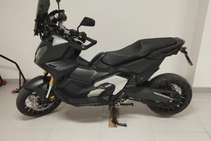 Honda X-ADV 750