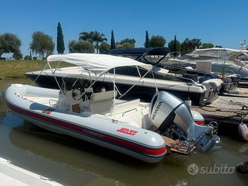 Noleggio Gommone Clubman 26 Jocker Boat