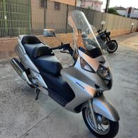 Honda silver Wing 600