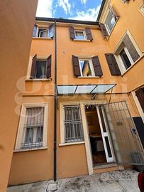 Appartamento Bologna [MONO.VLA112VRG]