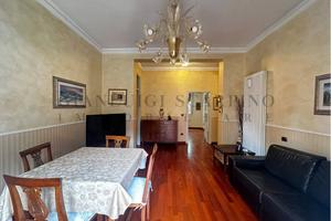 Appartamento di 130 m² con 5 locali a Bologna
