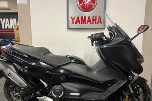Yamaha TMAX DX
