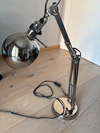 Lampada da scrivania Ikea in perfetto stato