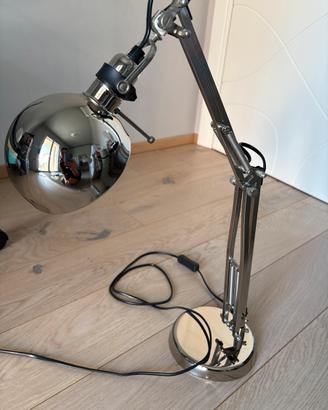 Lampada da scrivania Ikea in perfetto stato
