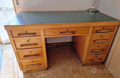 scrivania vintage ministeriale