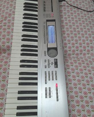 Korg Triton 61 LE  tutta funzionante