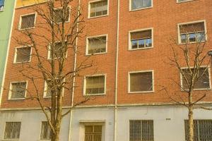 2 posti letto oppure una intera stanza a bologna