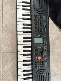 Pianola CASIO SA-77 completa di fodero