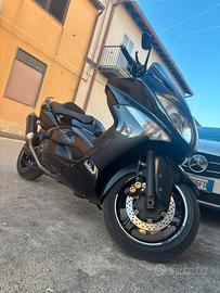 Yamaha TMAX 500