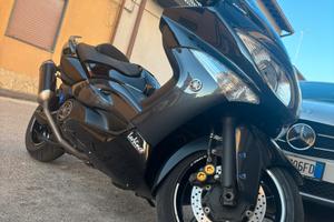 Yamaha TMAX 500