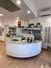 Arredamento negozio di ottica