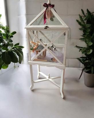 vetrina shabby chic 