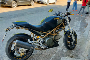 Ducati Monster 600