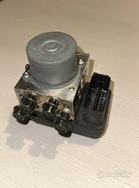 Centralina abs yamaha  t max 560 2022-25