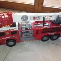 camion pompieri con gru