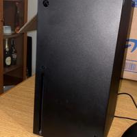 xbox serie x +2 controller+ base di ricarica