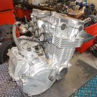 CB 750 '92: motore carburatori radiatore pedale
