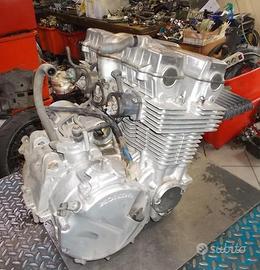 CB 750 '92: motore carburatori radiatore pedale