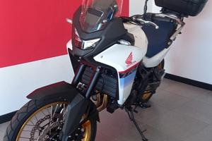 Honda XL 750 Transalp in promo + KIT BAULE