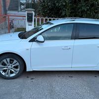 Chevrolet cruz 