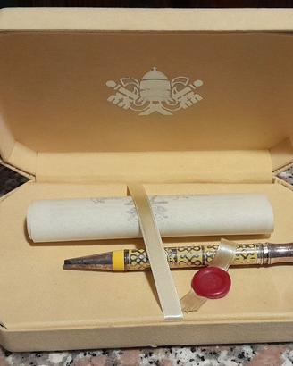The Vatican Museim Collecrion Pen