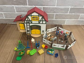 Playmobil Country, maneggio dei cavalli