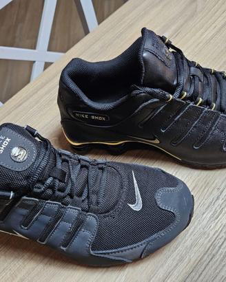 NIKE SHOX I 2012 UN PELLE  PREZZO  PER N2