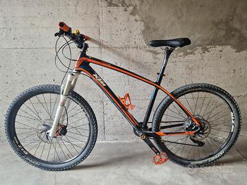 bicicletta Mountain bike ktm 