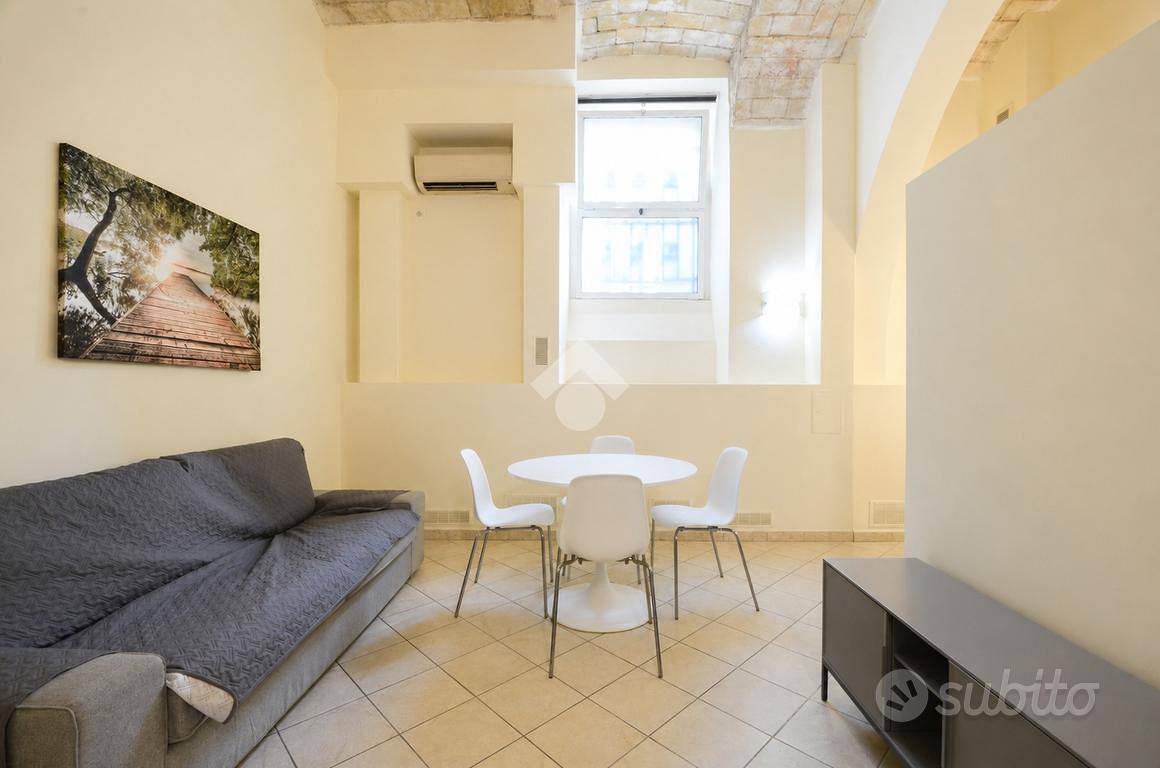 3 LOCALI A ROMA - Altro