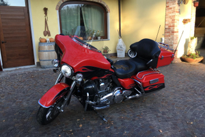 Harley davidson elettra glide cvo