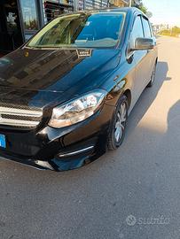 Mercedes classe B anno 2017