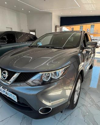 Nissan Qashqai NISSAN QASHQAI 1.5 dci Visia 110cv