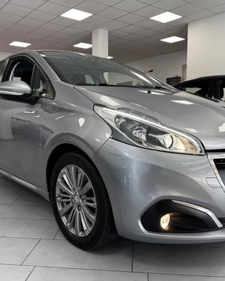 Peugeot 208 BlueHDi 100 S&S 5 porte Allure