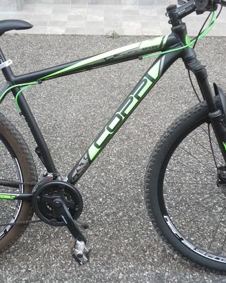 Mountain-bike 