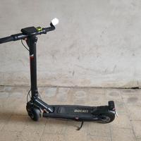 Monopattino ducati pro 3