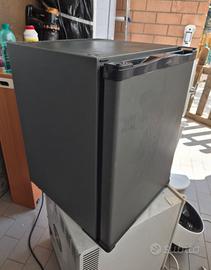 Frigorifero piccolo per ufficio MINI FRIGO 