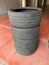 Pneumatici Bridgestone sport 245/30/20