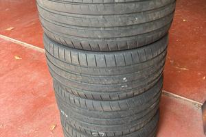 Pneumatici Bridgestone sport 245/30/20