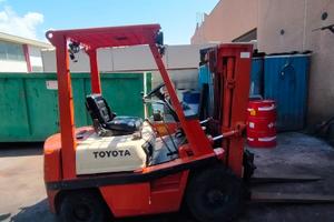 Carrello elevatore Diesel 2000kg