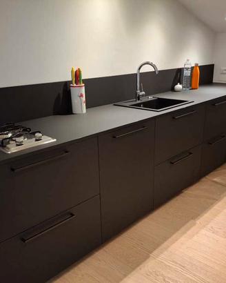 Cucina lineare 3,6m nero opaco basi IKEA Metod
