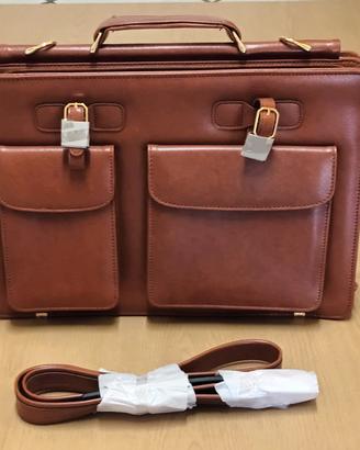 Borsa 24 ore in vero Cuoio
