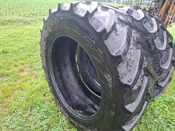 2 coppia gomme Mitas 540/65 R38 & 425/55 R17 MPT
