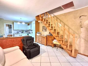 VILLA A SCHIERA A ALSENO