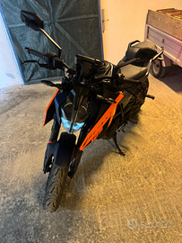 KTM Duke 125 2025