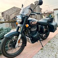 Royal Enfield Bullet 350 black gold