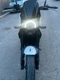 Benelli Leoncino 250