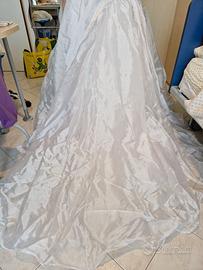 vestito da sposa anni '80